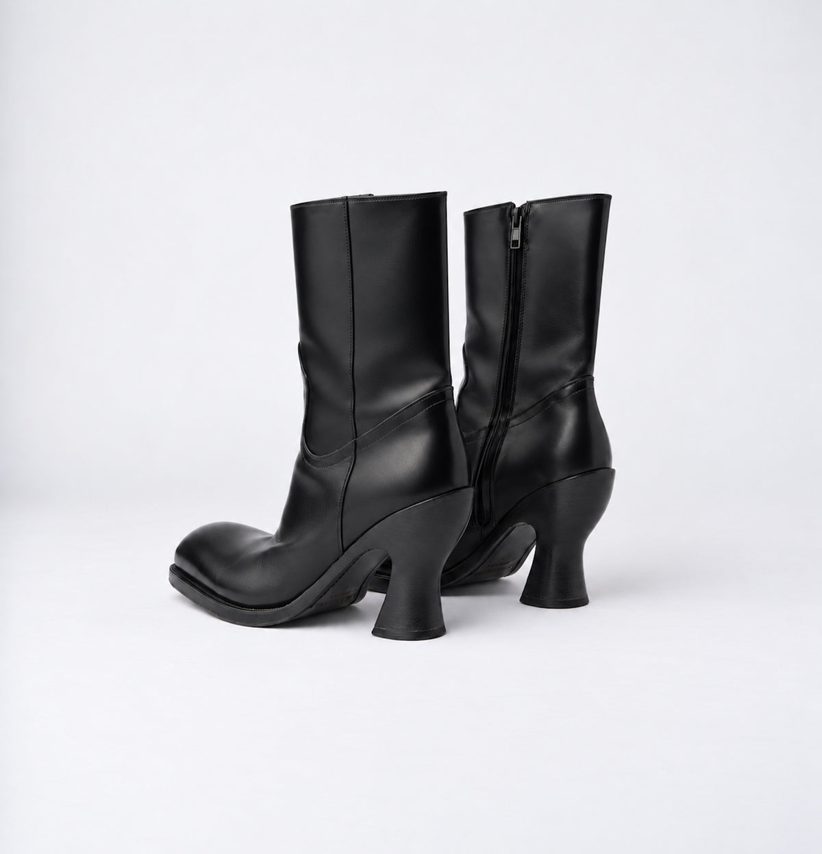 Renaissance Boot Black