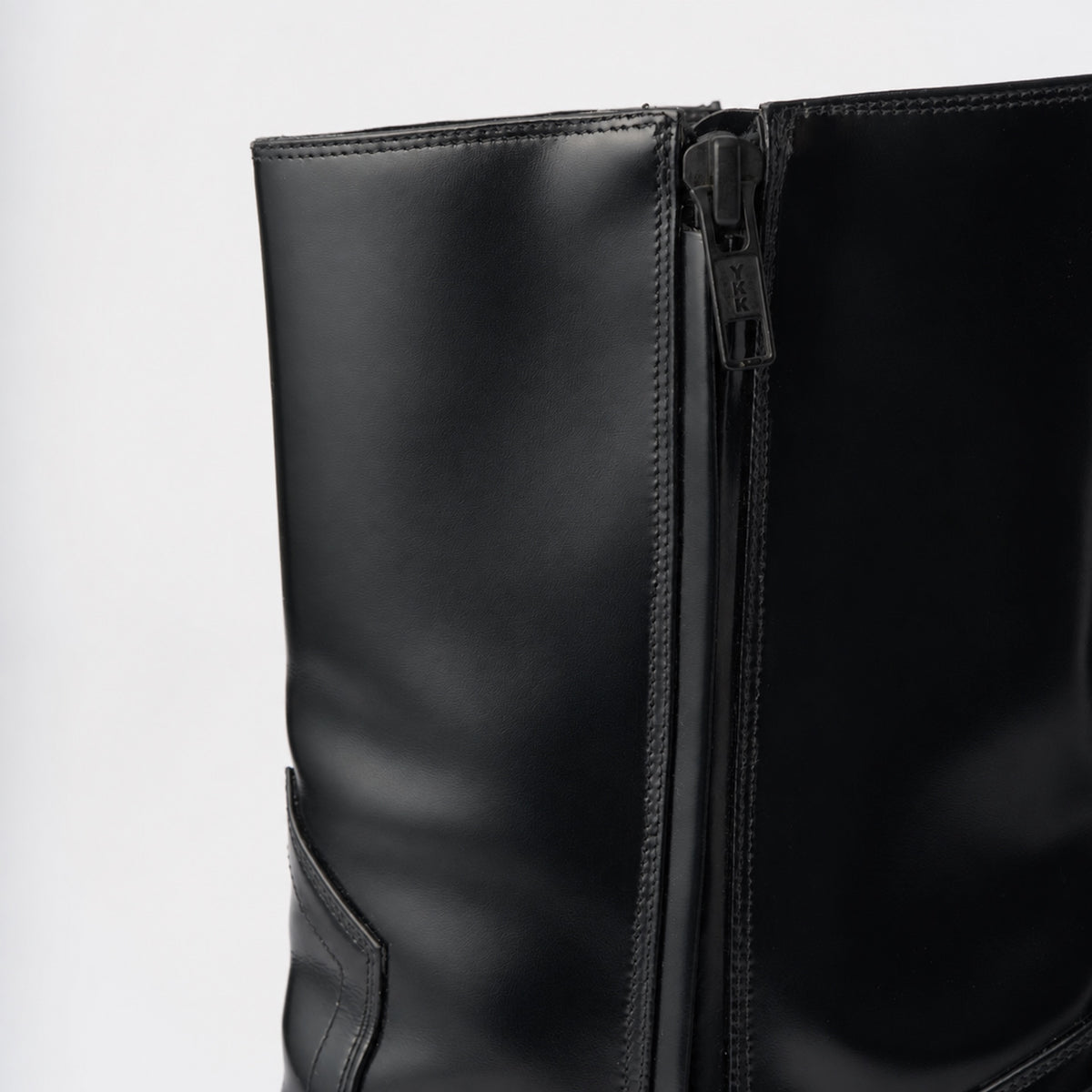 Renaissance Boot Black