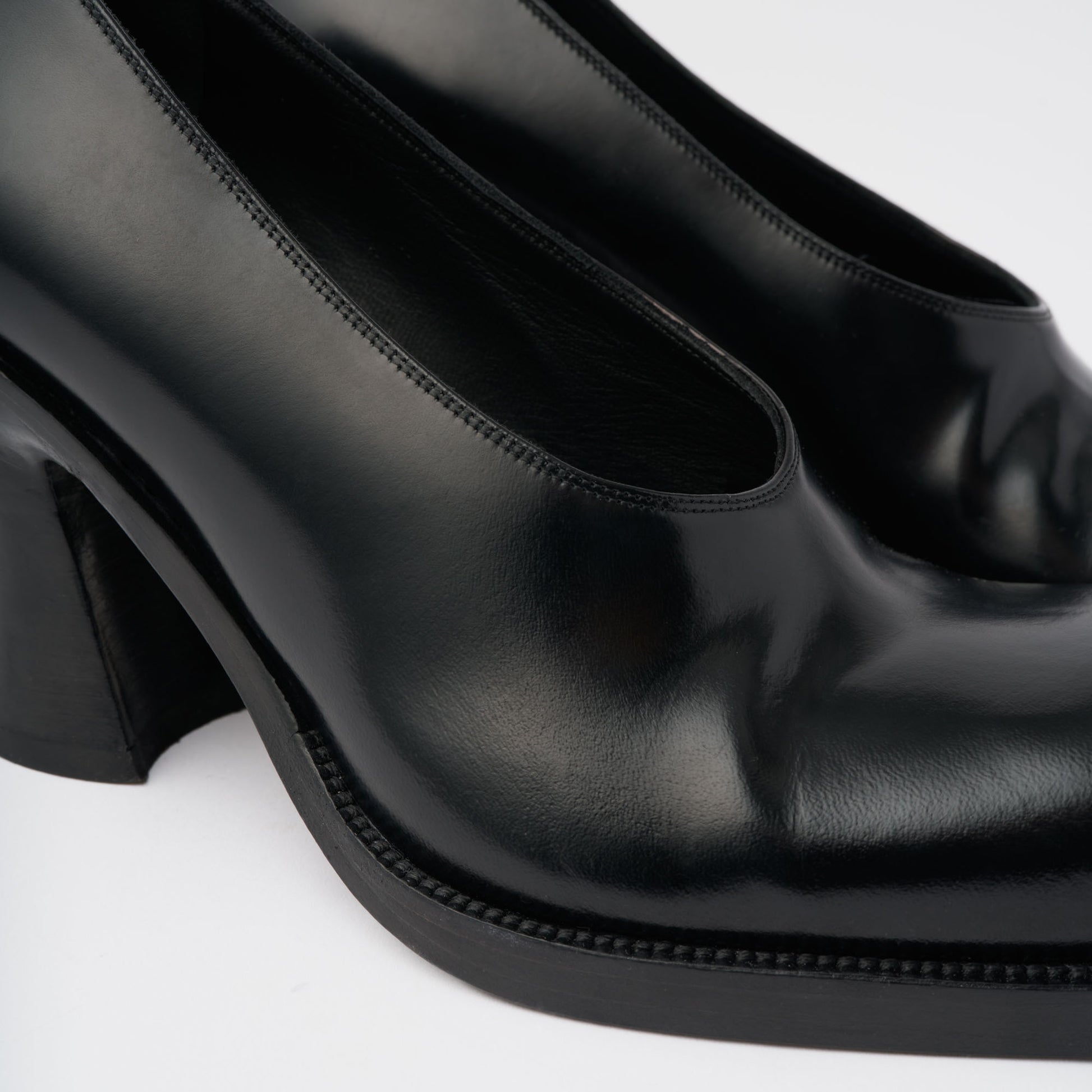 Reneissance Pump