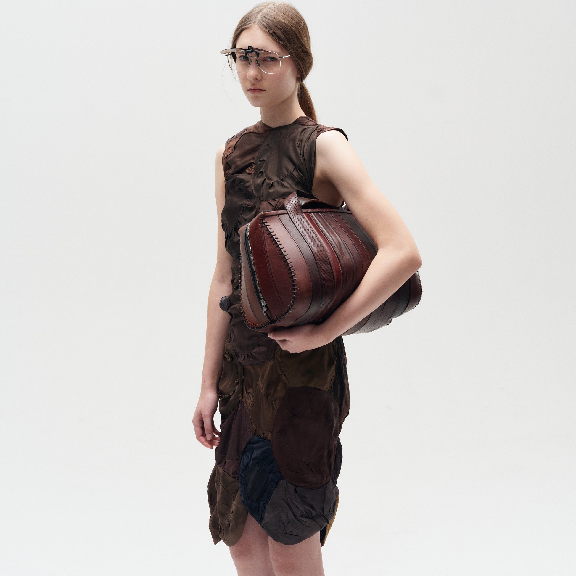 Belt Zip Bag Brown