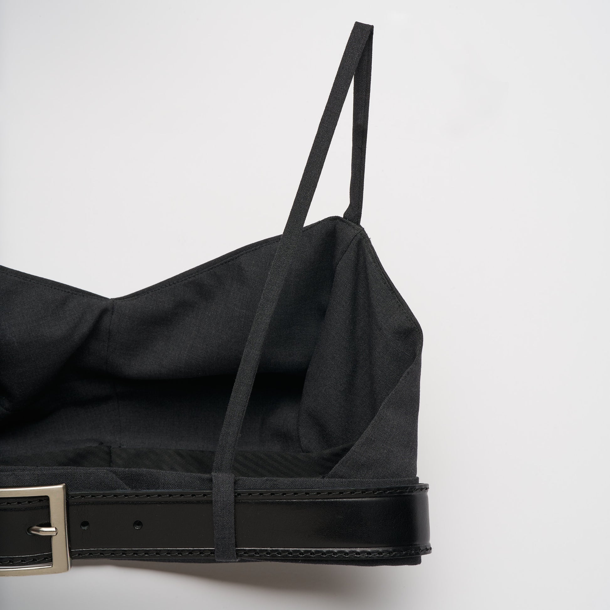 USD Pointy Bra