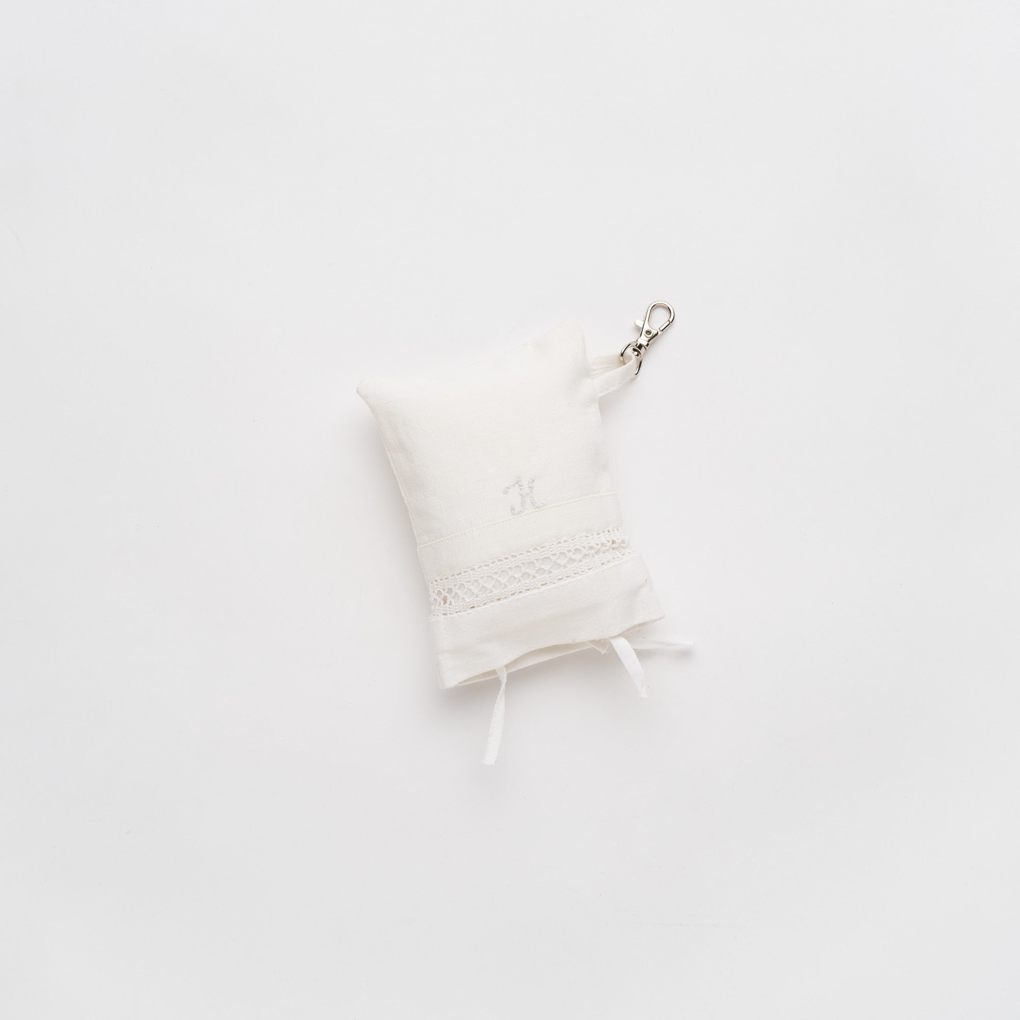 Pillow keyring