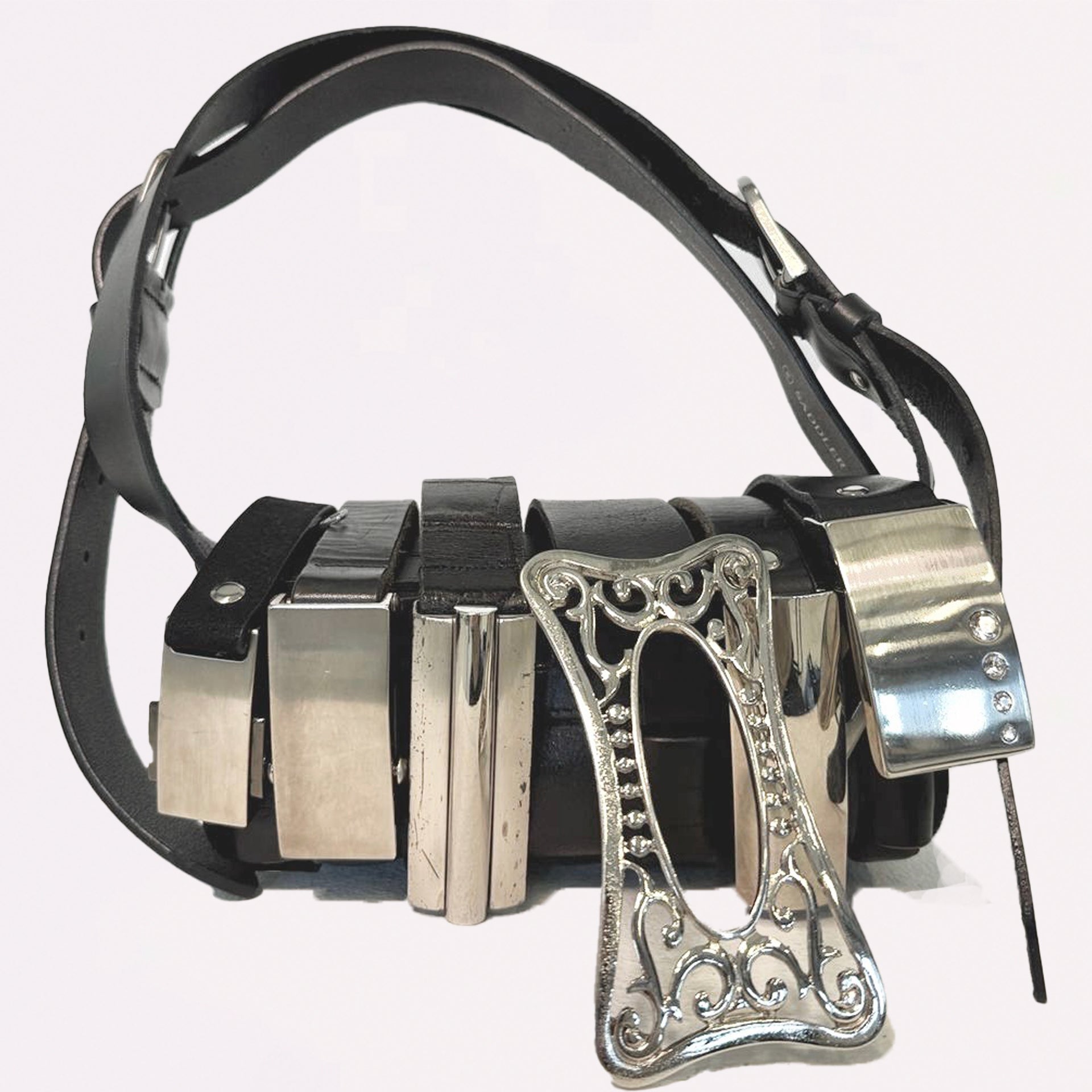 Buckle Baguette